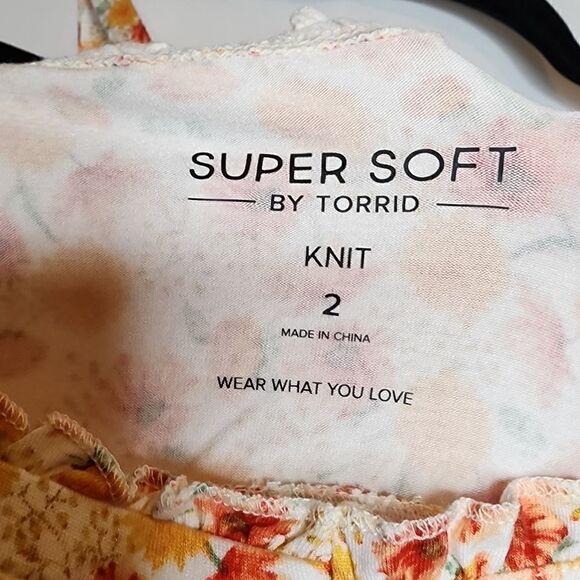 2X 18W 20W Torrid Yellow Super Soft Sweetheart Ruched Babydoll Tank Top Floral - Picture 7 of 9